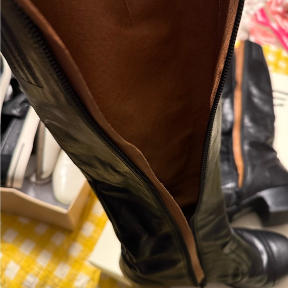 DuoBoots Black Tall Leather Boots - Picture 6 of 7